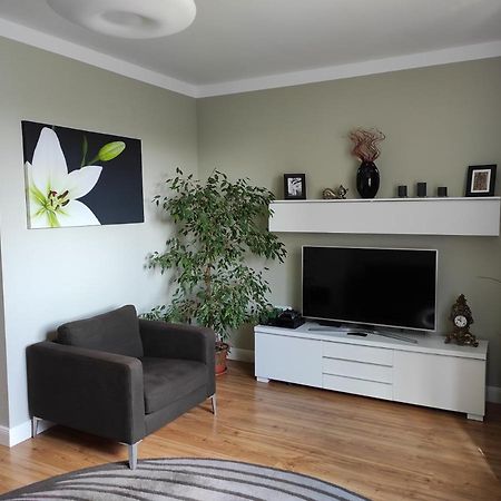 Domo Apartment Stredokluky Экстерьер фото