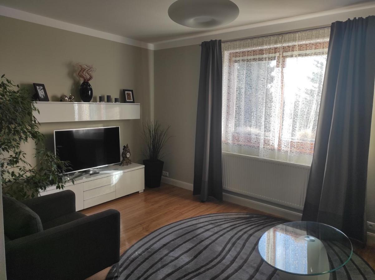 Domo Apartment Stredokluky Экстерьер фото